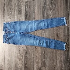🦇 Madewell High-Rise Skinny Button-Fly Jeans 🦇